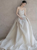 Vintage Ball Gown Strapless Lace White Wedding Dresses HZ1024