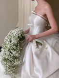 Unique Ball Gown Strqpless Satin Tulle Long Wedding Dresses HZ1024