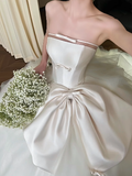 Unique Ball Gown Strqpless Satin Tulle Long Wedding Dresses HZ1024
