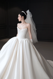 Simple Elegant Ball Gown Strapless Satin Applique With Veil Gloves Long Wedding Dresses HZ1024